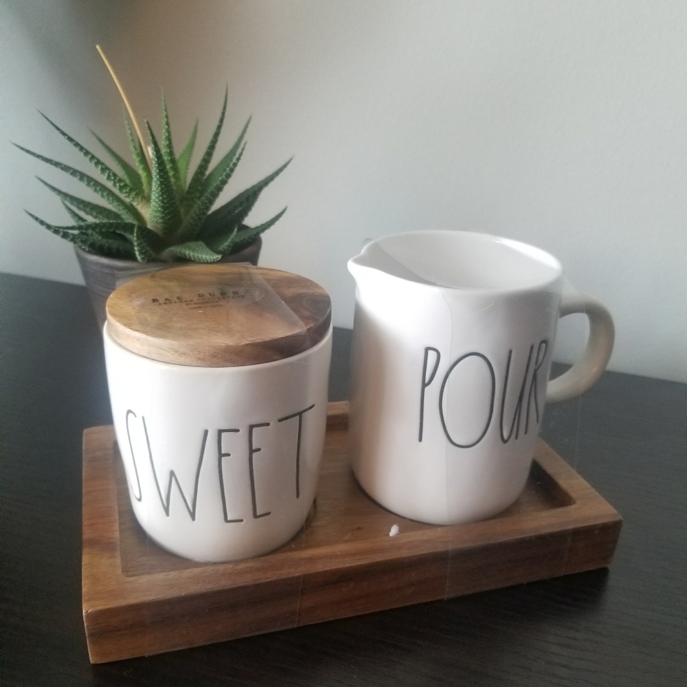 Rae Dunn Sweet & Pour set